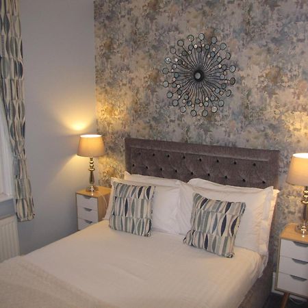 Ashmira Guest House Веймут Екстер'єр фото