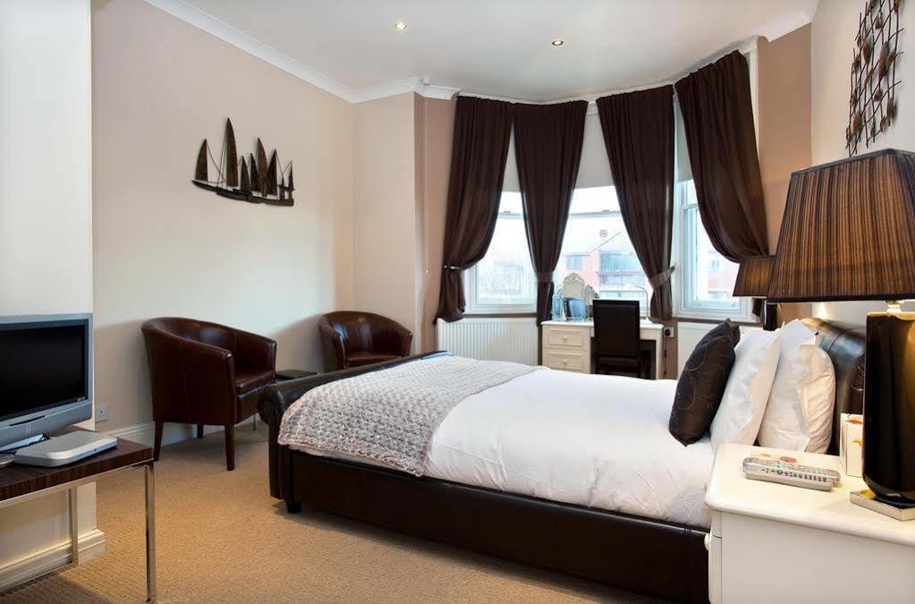Ashmira Guest House Веймут Екстер'єр фото